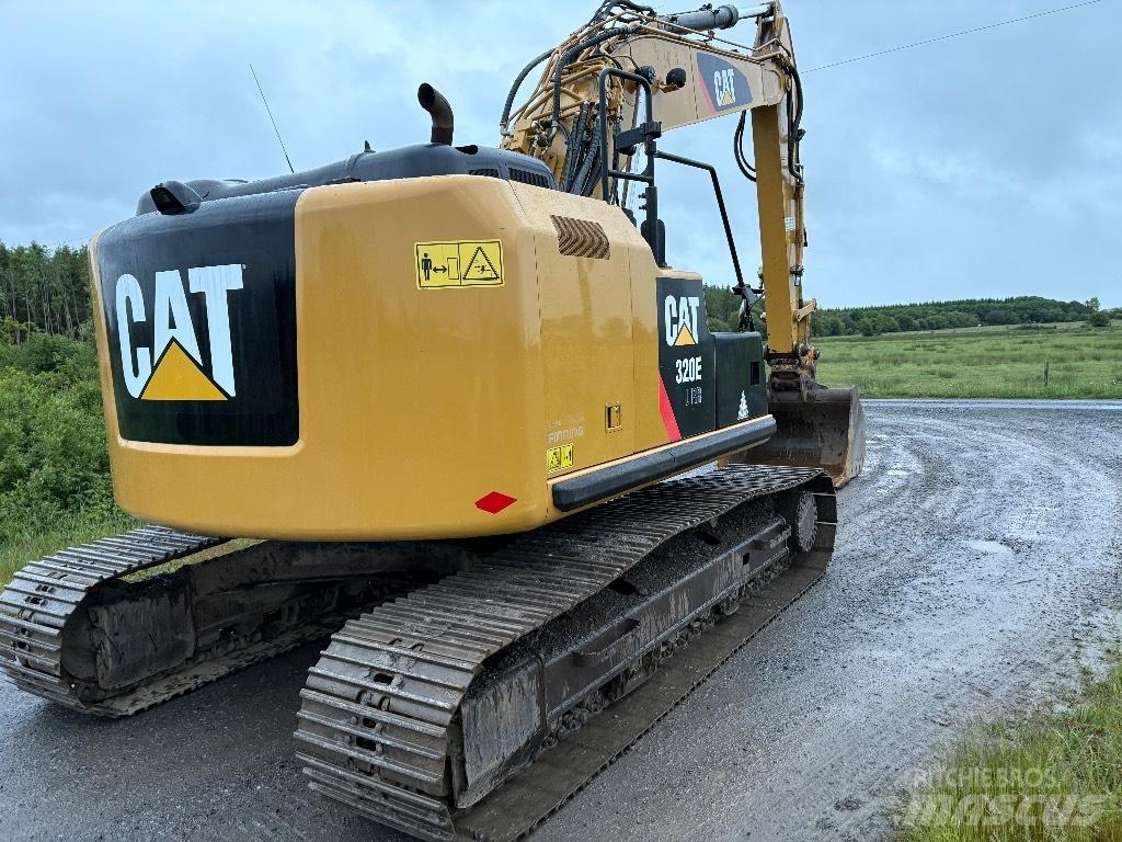 CAT 320 EL RR Pásová rýpadla