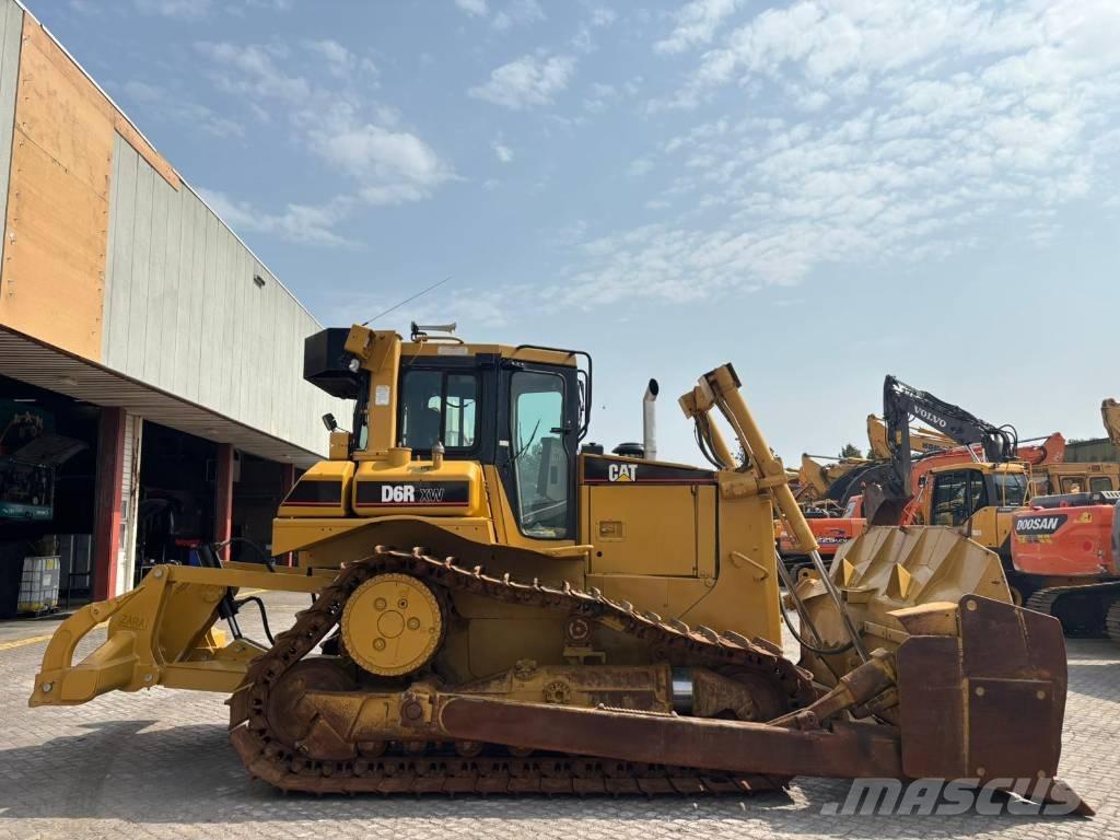 CAT D 6 R XW Pásové dozery