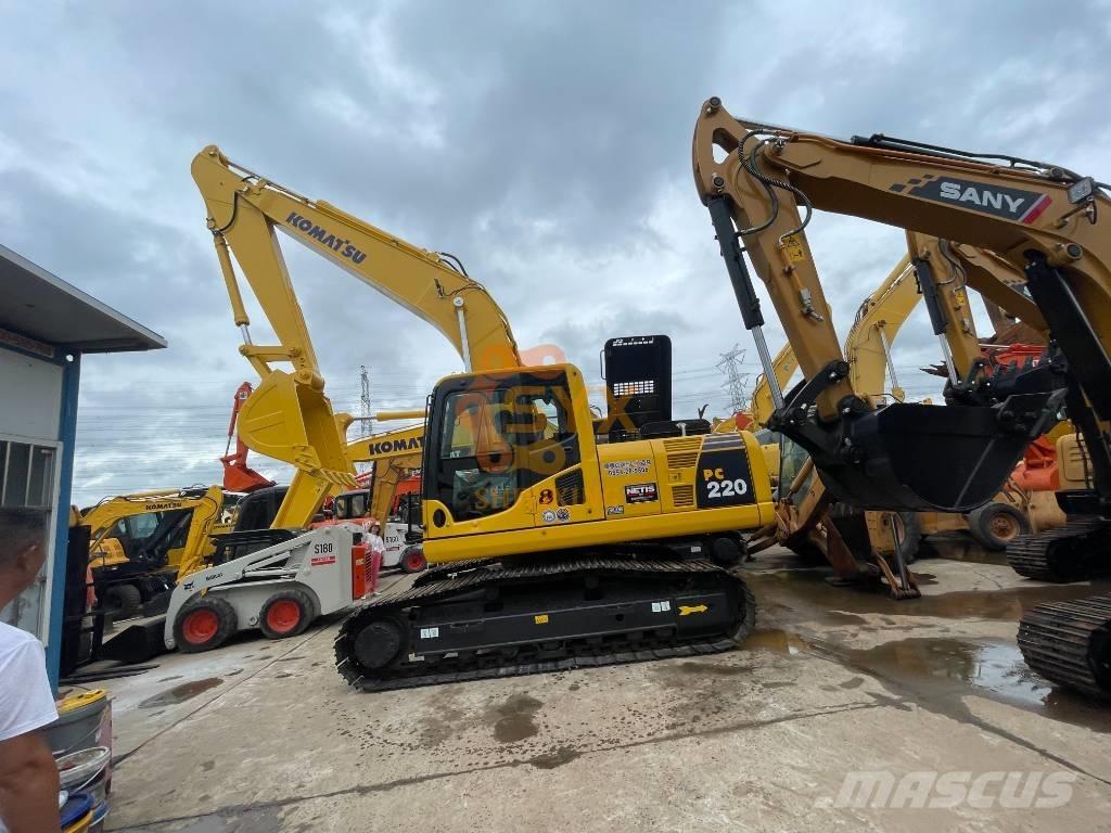 Komatsu PC 200 Pásová rýpadla