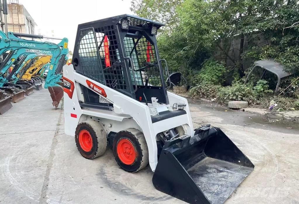 Bobcat S 70 Smykem řízené nakladače