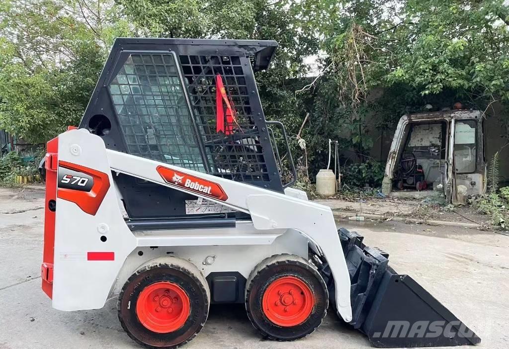 Bobcat S 70 Smykem řízené nakladače