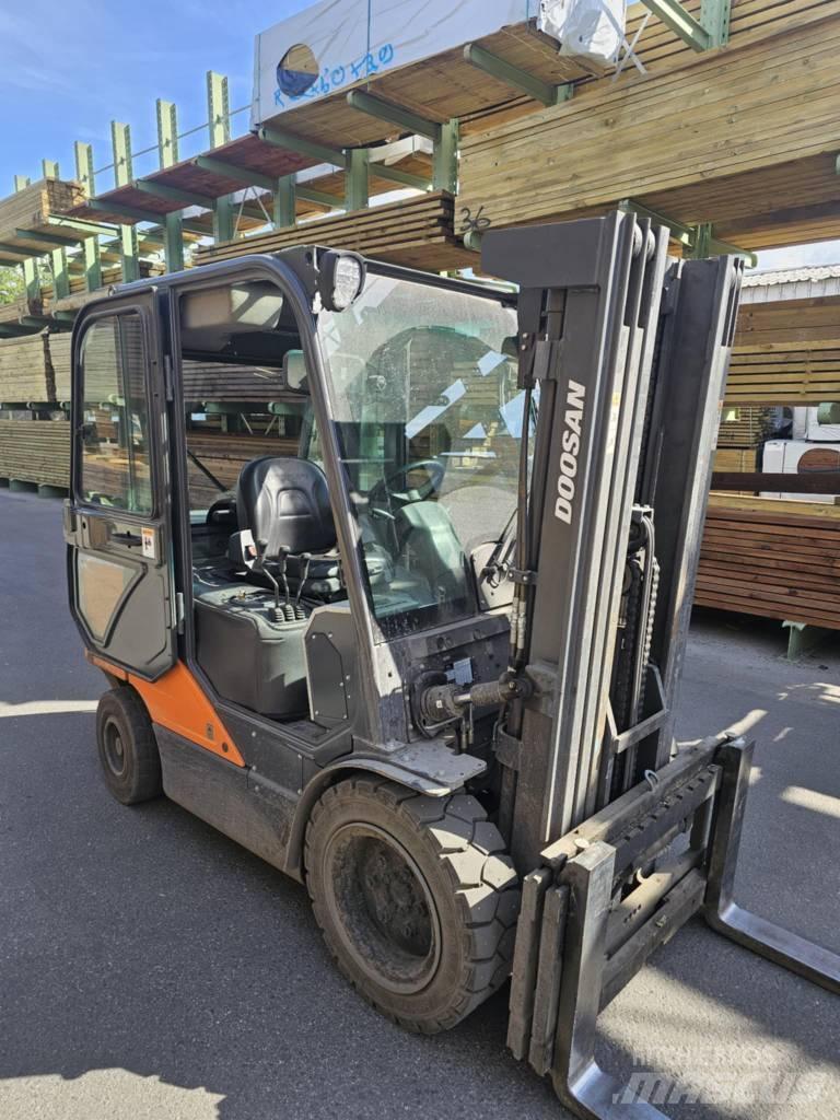 Daewoo Doosan D35C - 7 Dieselové vozíky