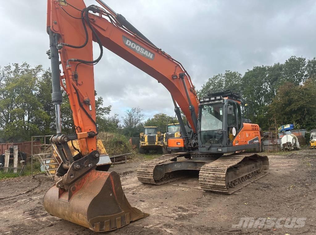 Doosan DX 255 LC-5 Pásová rýpadla