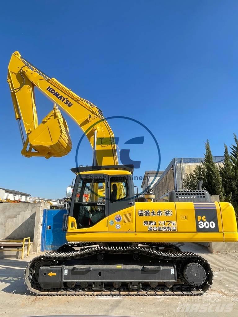 Komatsu PC 300 Pásová rýpadla