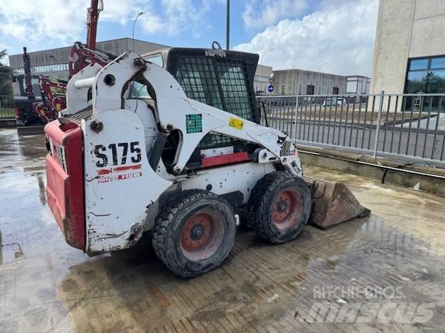Bobcat S 175 Smykem řízené nakladače