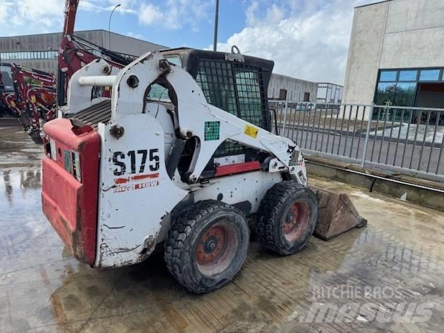 Bobcat S 175 Smykem řízené nakladače