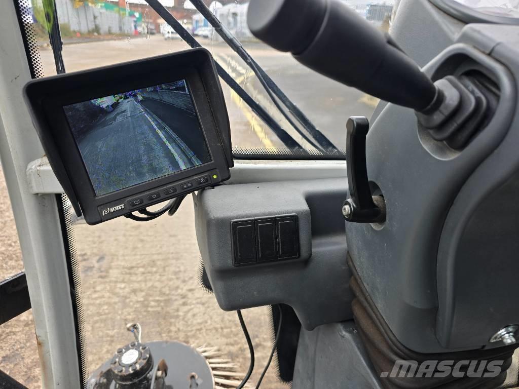 Bucher CityCat 1300 Zametací stroje