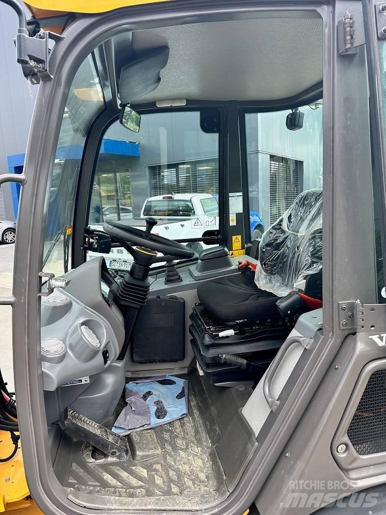Volvo L 25 Electric Kolové nakladače