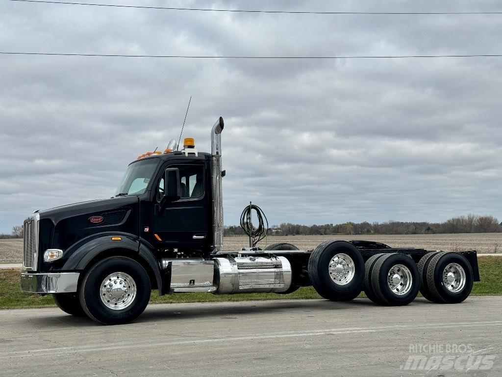 Peterbilt 567 Tahače
