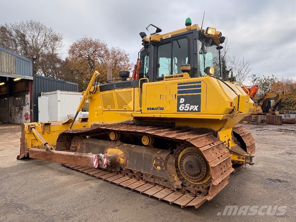 Komatsu D65PX-18 Pásové dozery