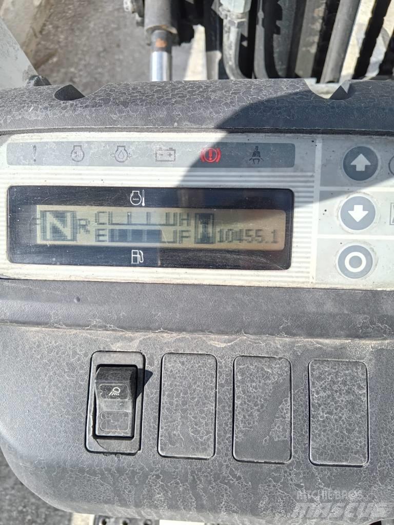 UniCarriers DX 25 Dieselové vozíky