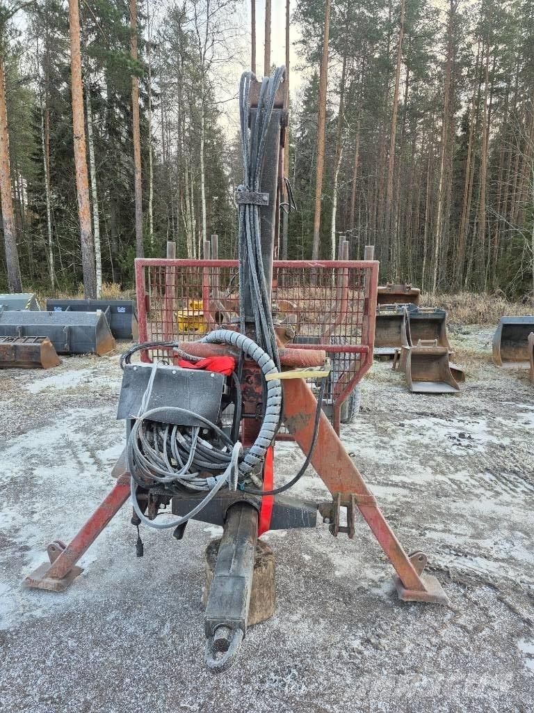 Patu 1800 Lesnické přívěsy