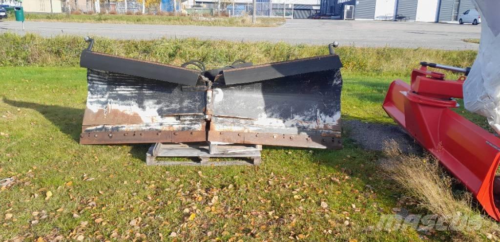 Pome 320 Sněžné pluhy, přední sněhové radlice