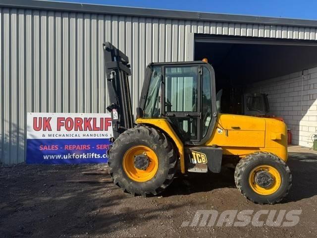 JCB 926 Terénní vysokozdvižné vozíky