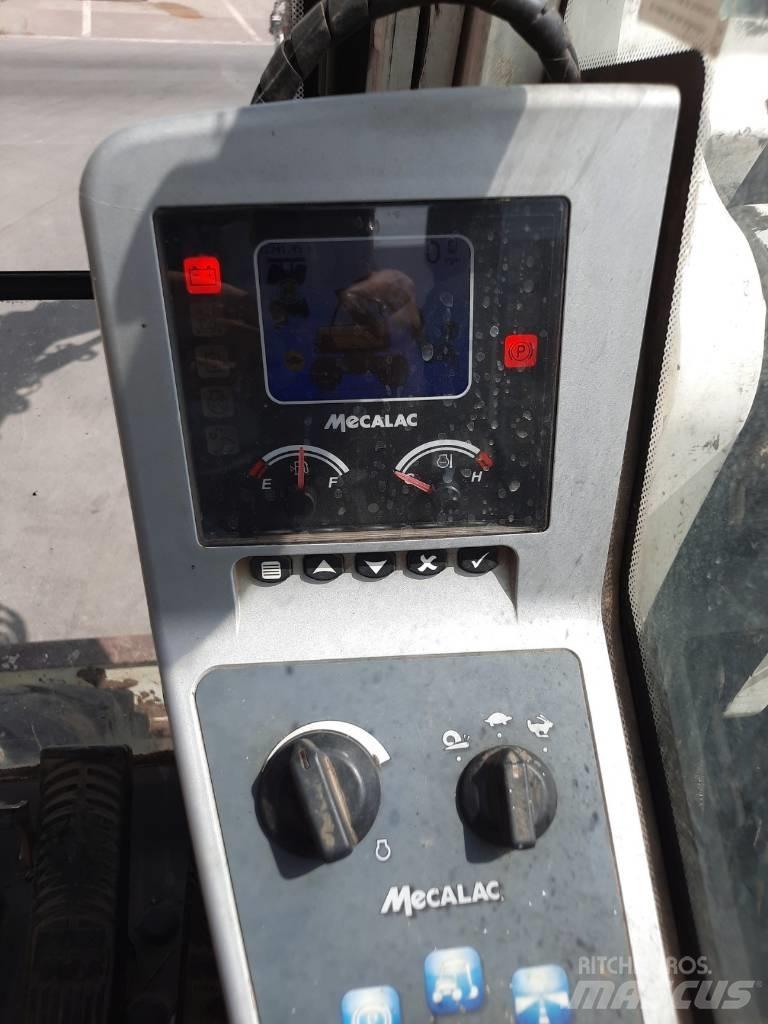 Mecalac 714 MW Kolová rýpadla