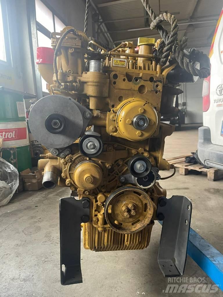 CAT 313 model Motory