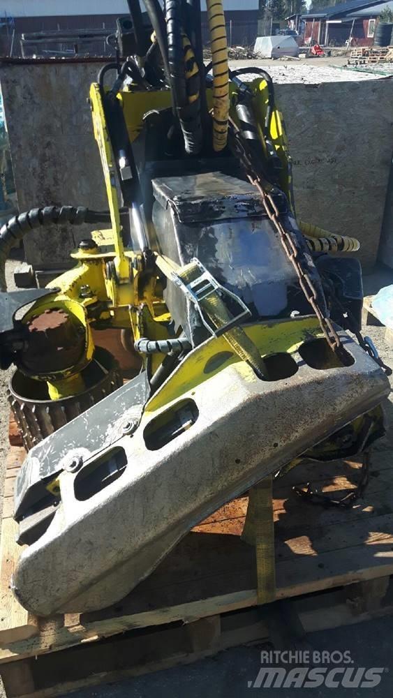 John Deere H 752 Lesnictví – ostatní