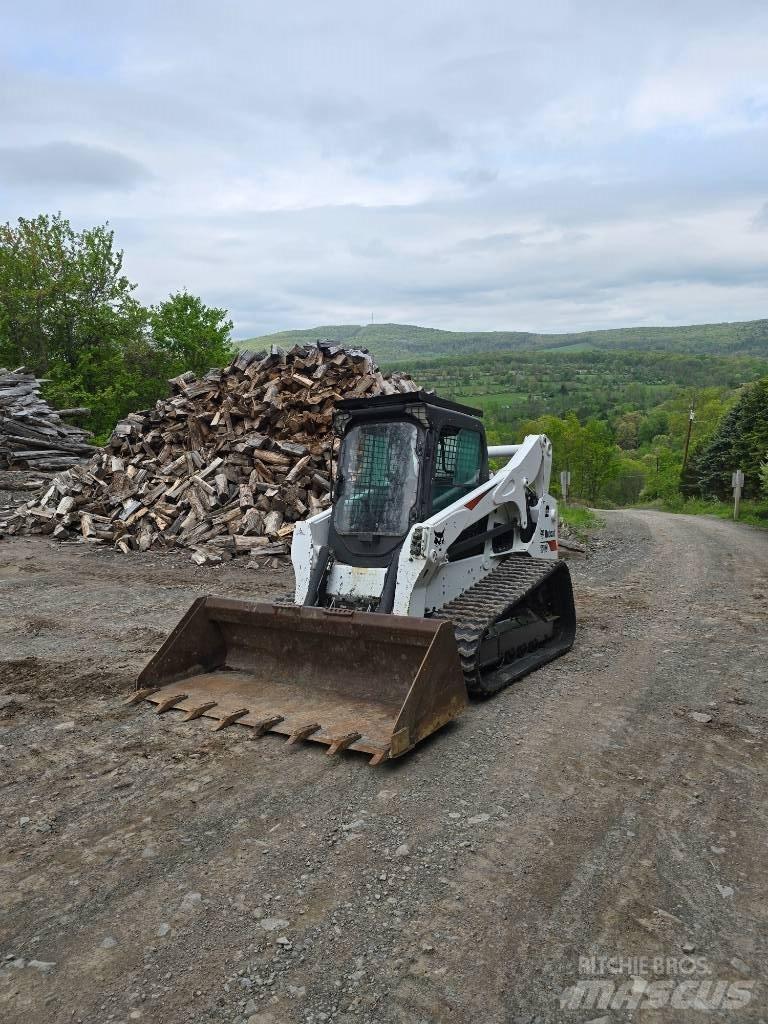 Bobcat T 770 Smykem řízené nakladače