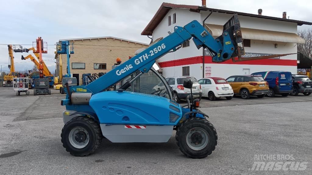Terex Genie 2506 Teleskopické manipulátory