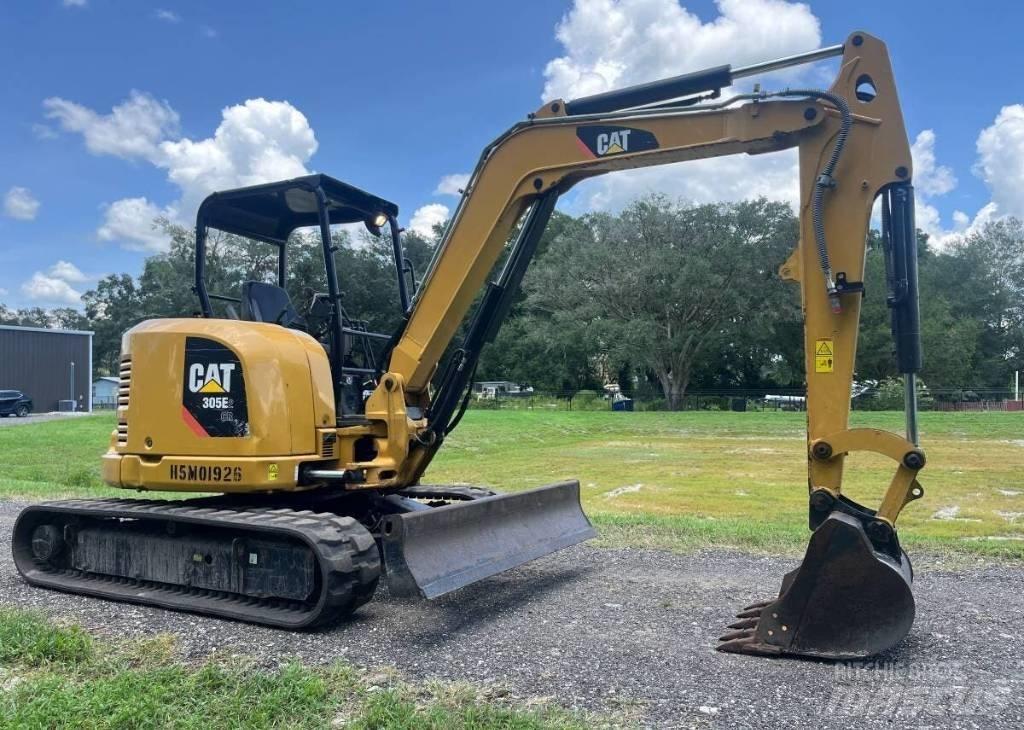 CAT 305E2 CR Mini rýpadla < 7t