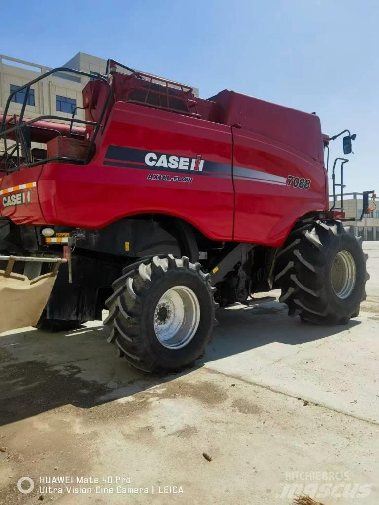 Case IH 7088 Sklízecí mlátičky