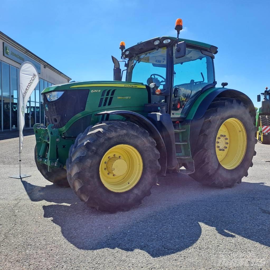 John Deere 6210 R Traktory