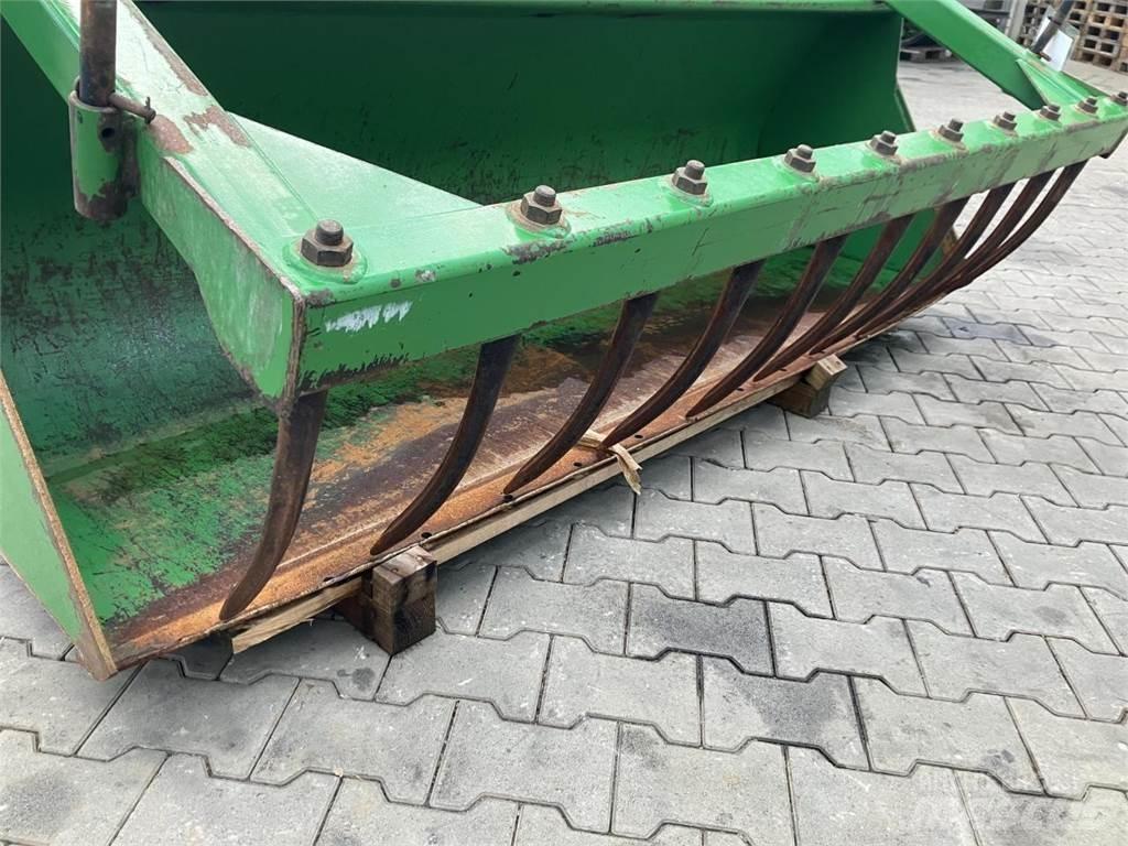 John Deere 2,20 m Příslušenství předního nakladače