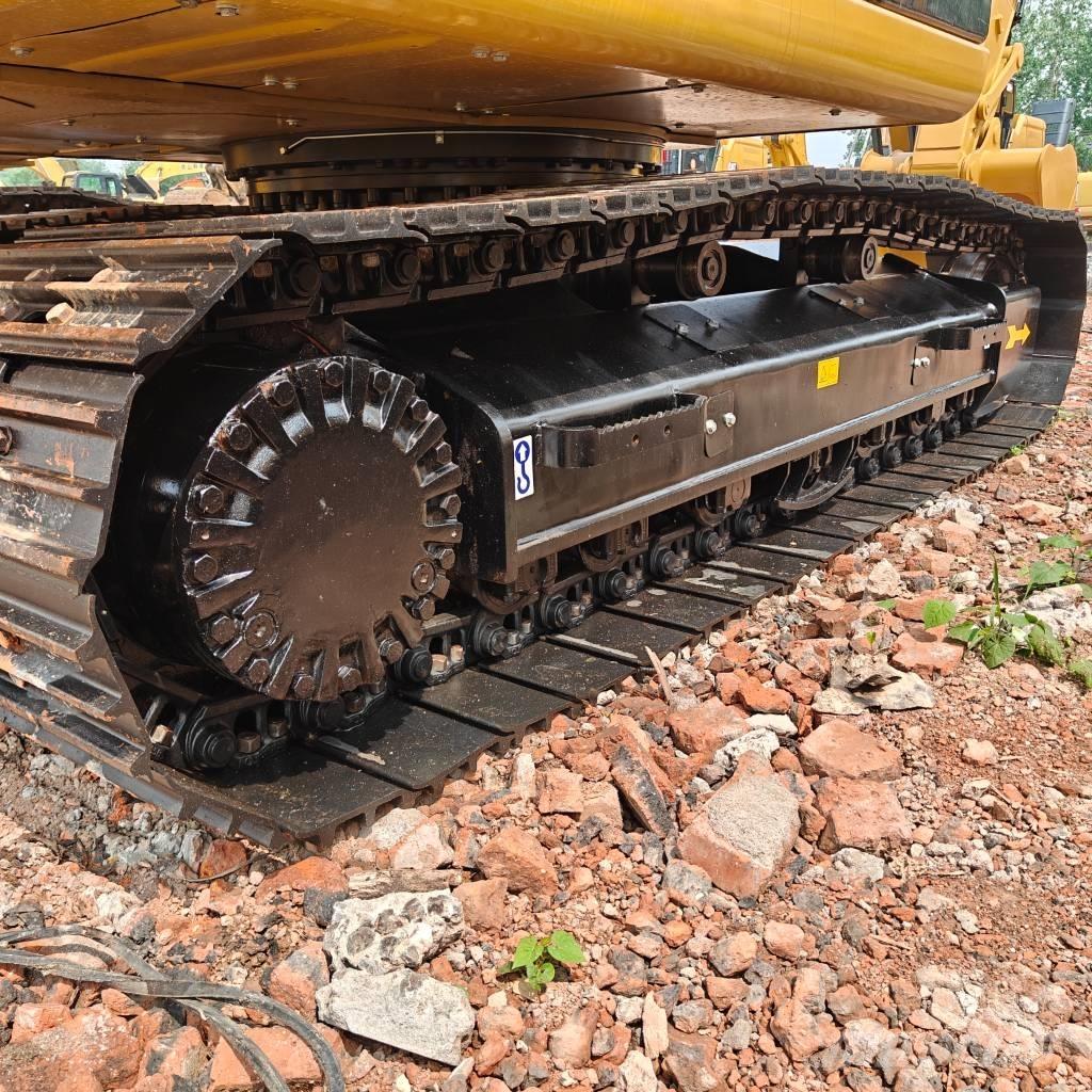 CAT 320D2L Pásová rýpadla