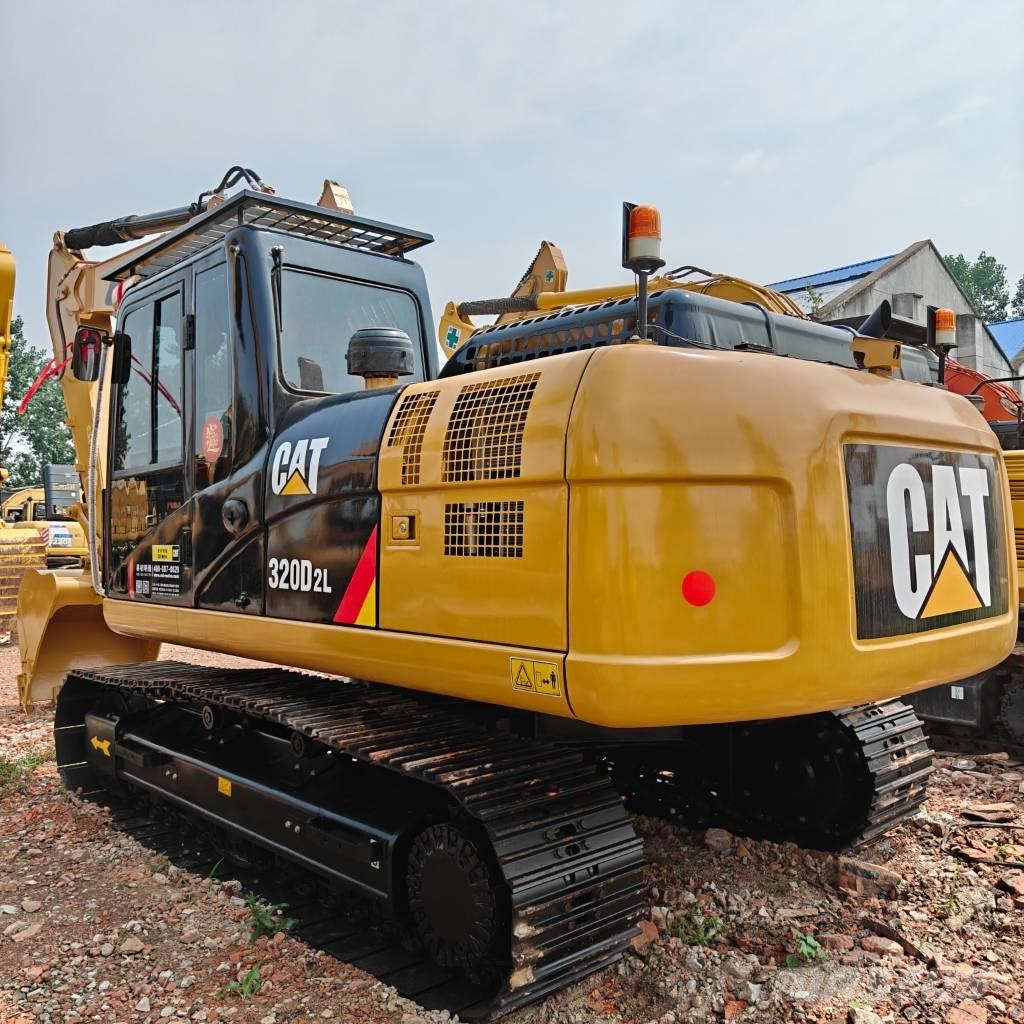 CAT 320D2L Pásová rýpadla