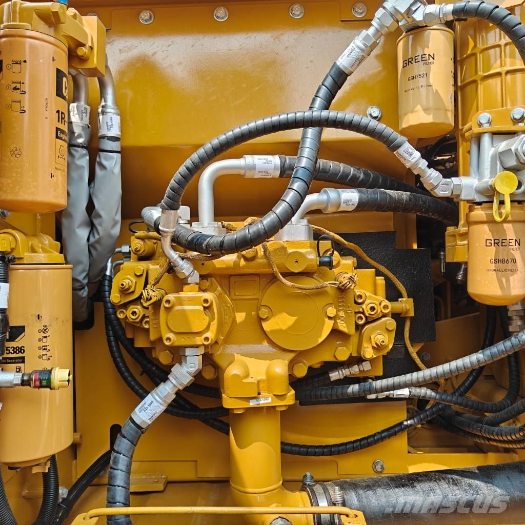 CAT 320D2L Pásová rýpadla
