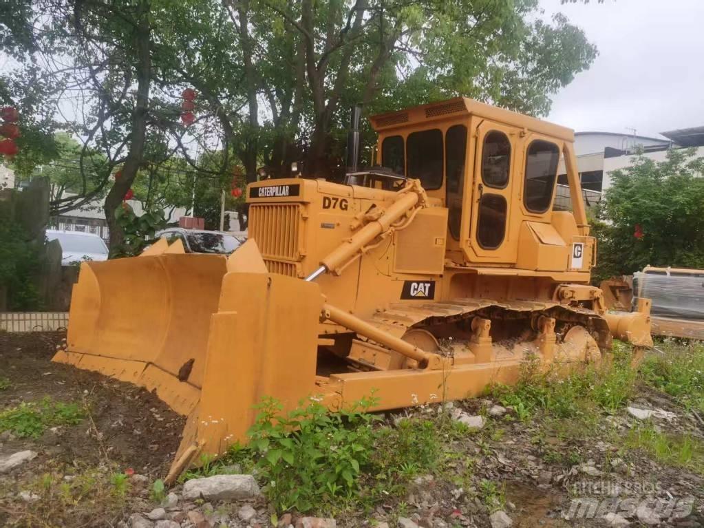 CAT D 7 G Pásové dozery