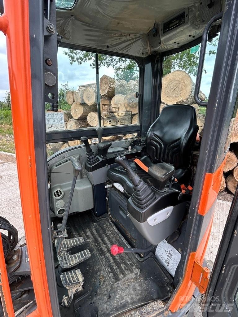 Doosan DX 27 Z Mini rýpadla < 7t