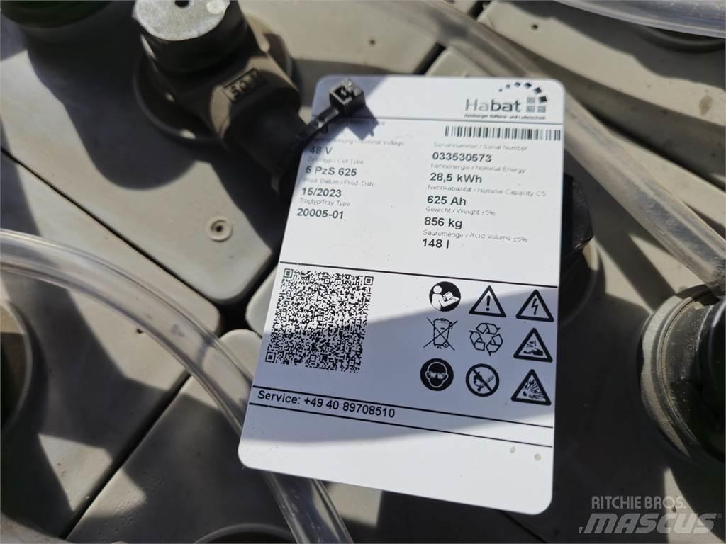 Linde E16-02 Akumulátorové vozíky