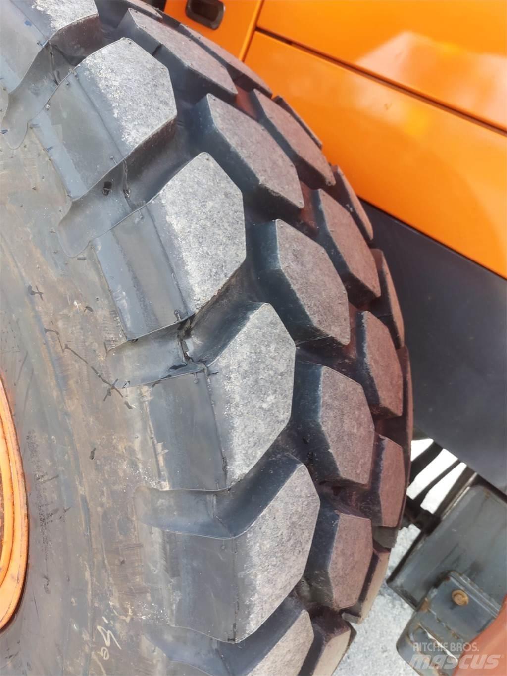 Doosan DL220-5 Kolové nakladače