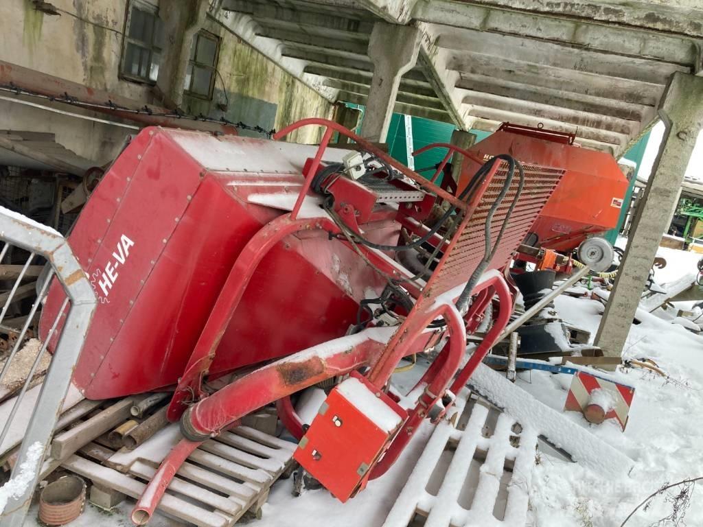 He-Va Sub-Tiller 700 Kombinované secí stroje