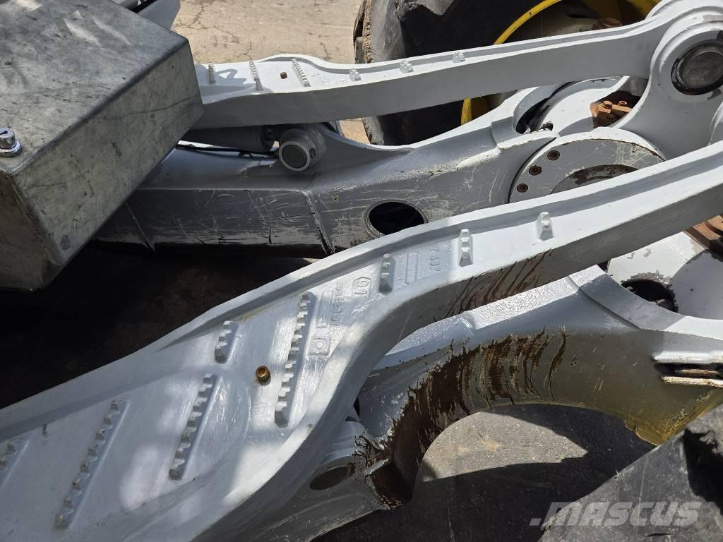Menzi Muck M545X Speciální bagry