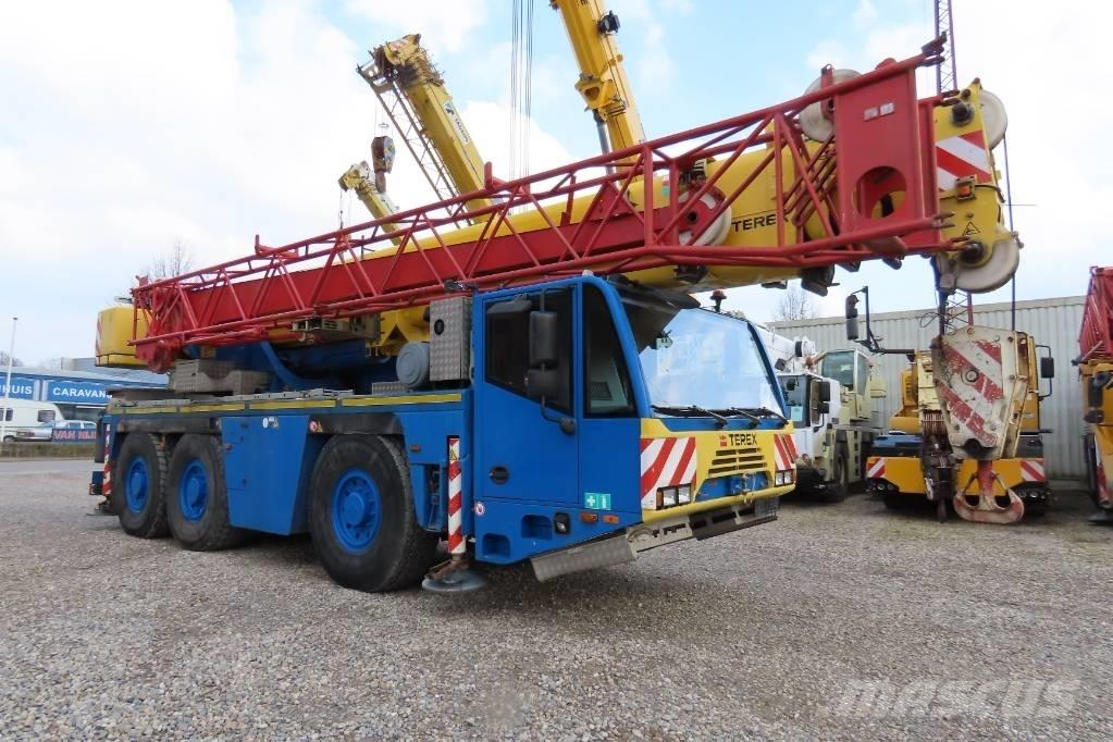 Terex Demag AC 50-1 Univerzální terénní jeřáby