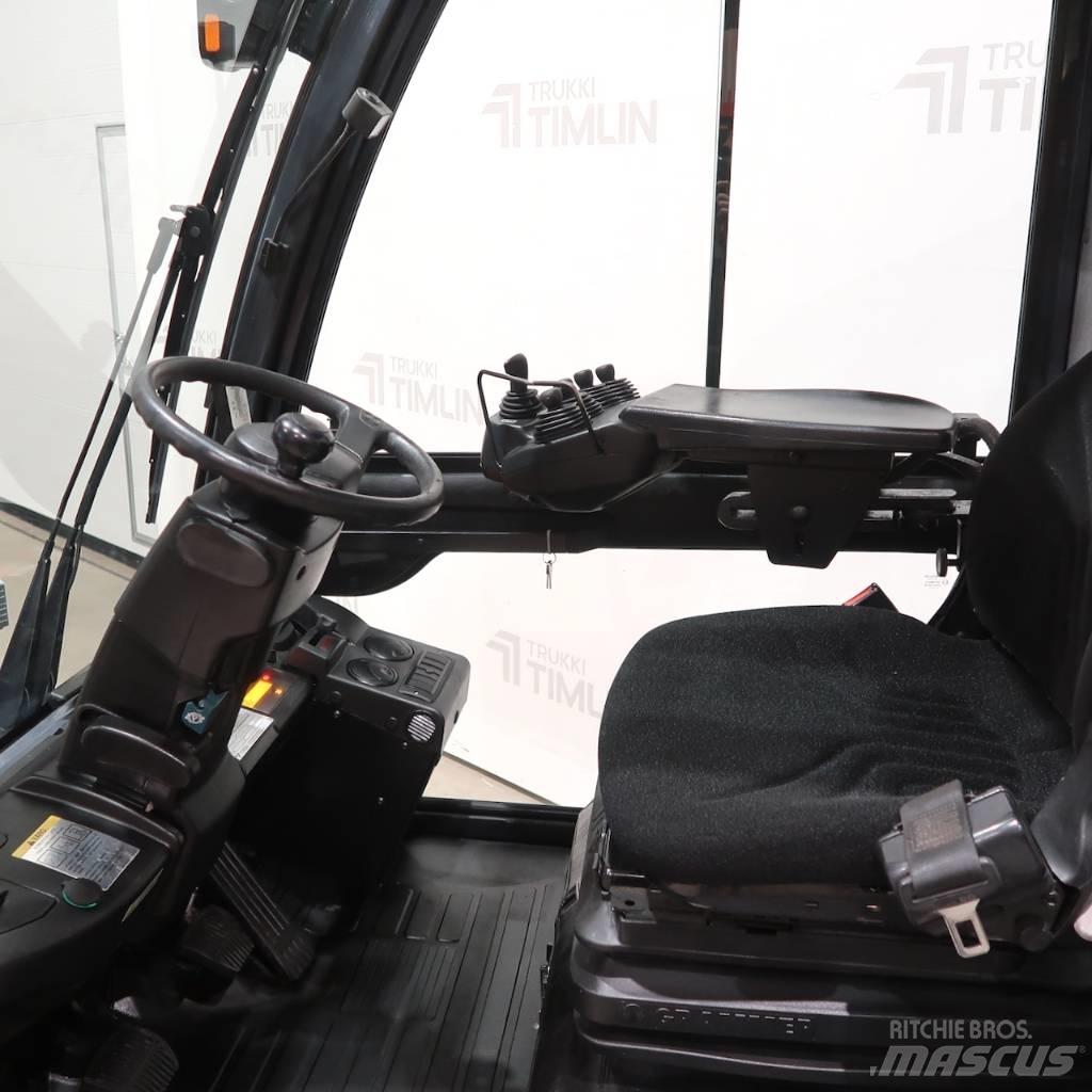 Toyota 52-8FDF25 Dieselové vozíky