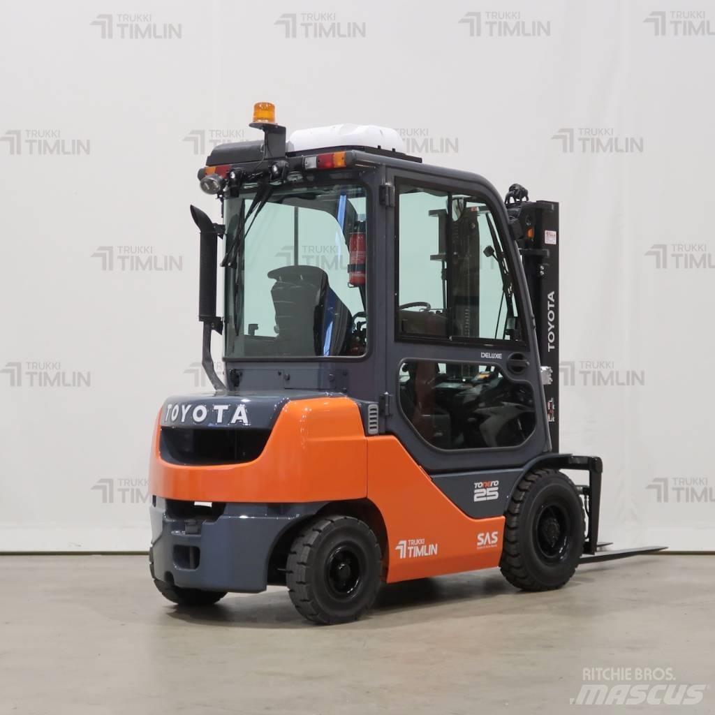 Toyota 52-8FDF25 Dieselové vozíky