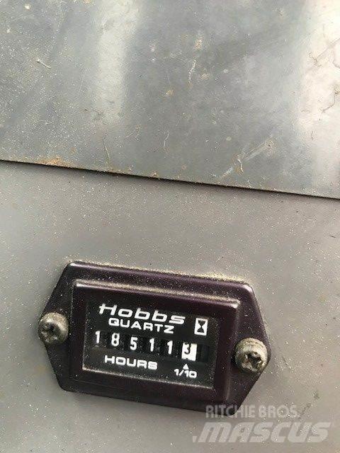Kobelco CKE 800 Pásové jeřáby