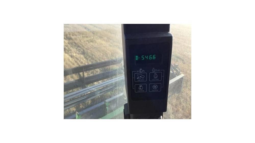 John Deere 9500 Sklízecí mlátičky