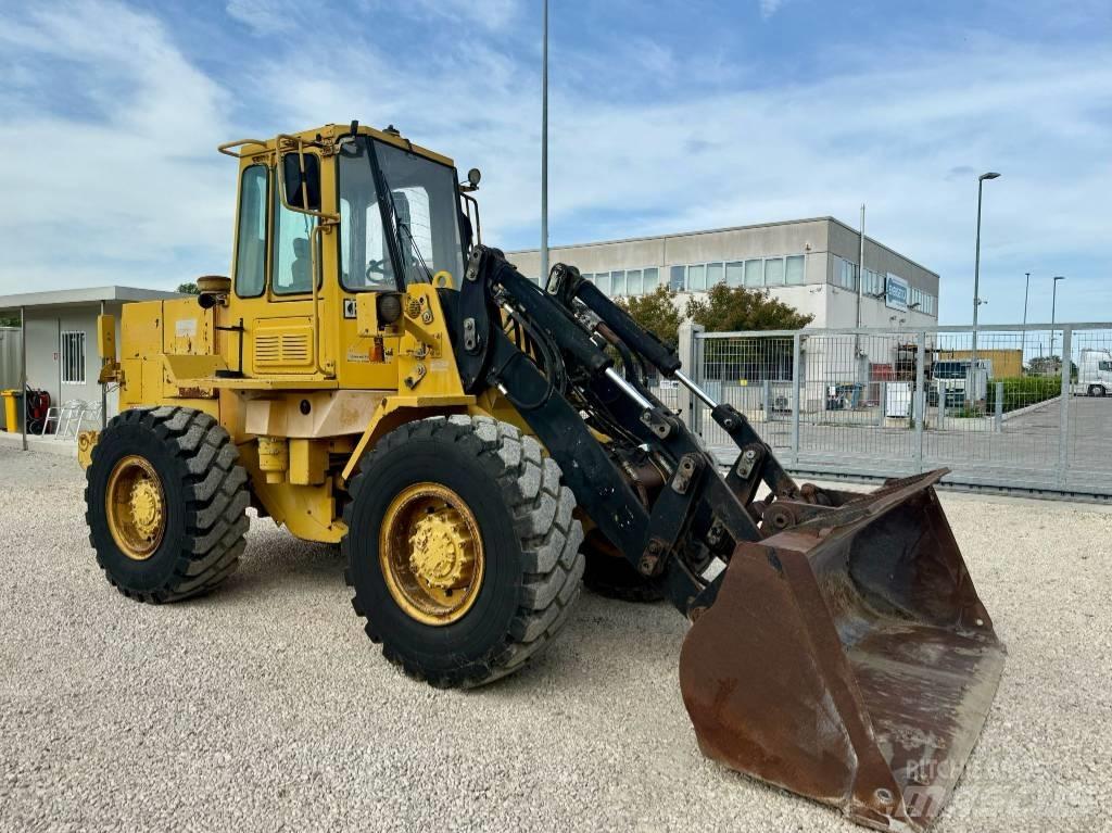 CAT IT 18 B Kolové nakladače
