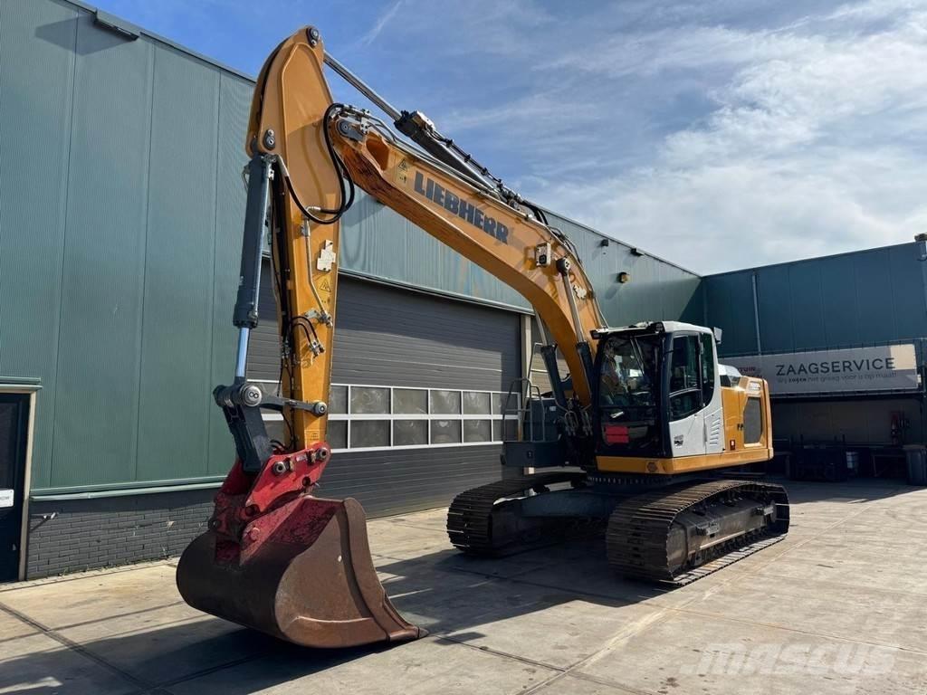 Liebherr R922 LC Pásová rýpadla