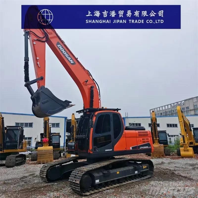 Doosan DX 225 Pásová rýpadla