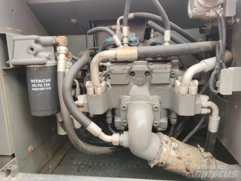 Hitachi ZX 200 Pásová rýpadla