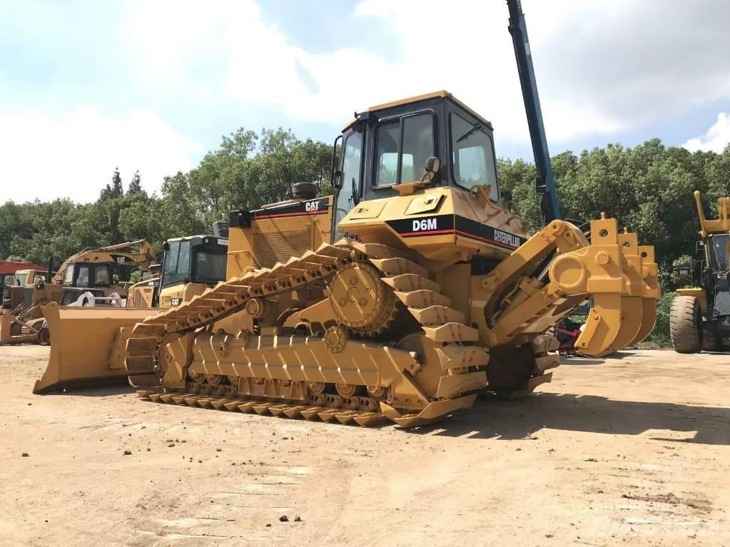 CAT D 6 G Pásové dozery