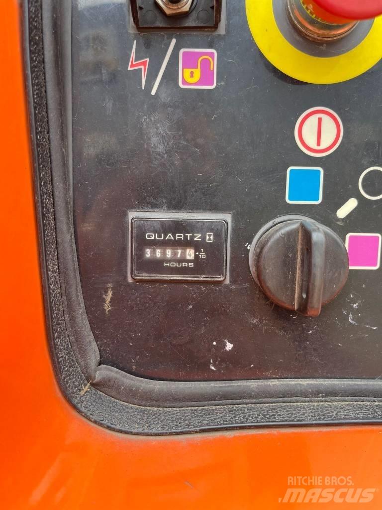 JLG 860 SJ Teleskopické plošiny