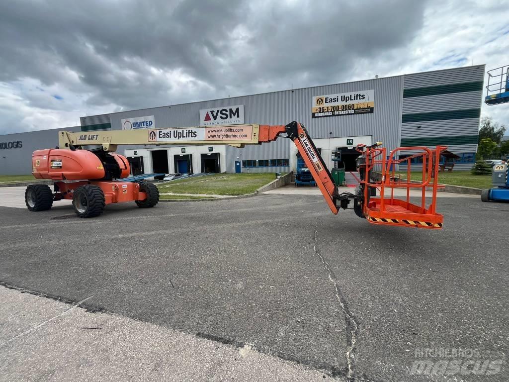 JLG 860 SJ Teleskopické plošiny