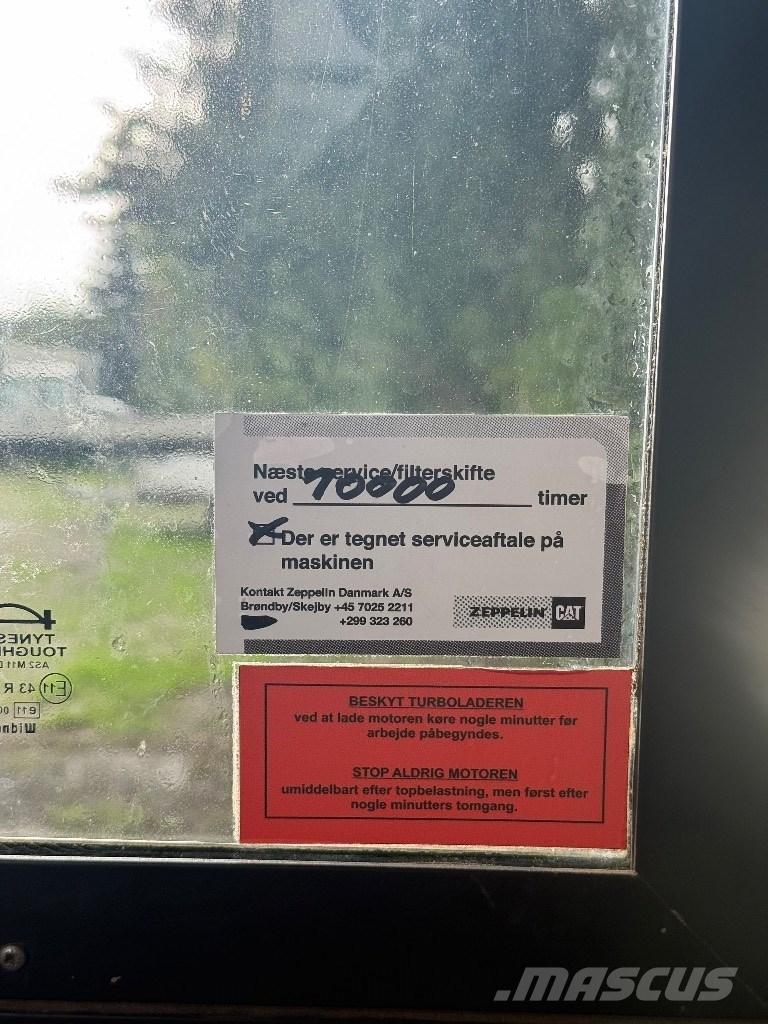 CAT D 6 T LGP Pásové dozery