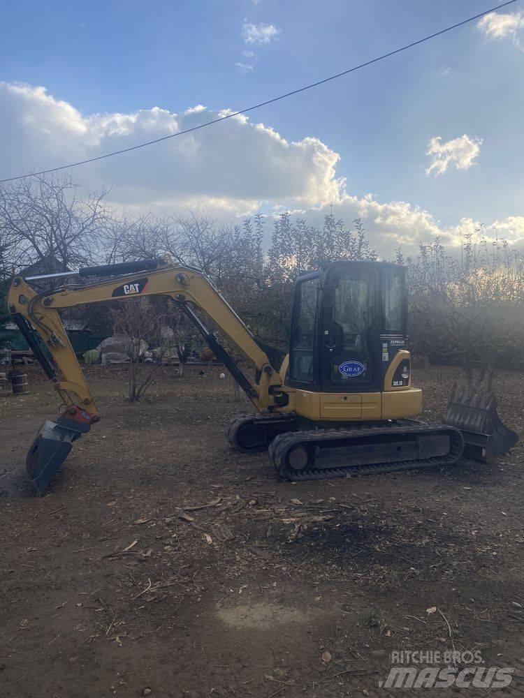 CAT 305.5 Pásová rýpadla